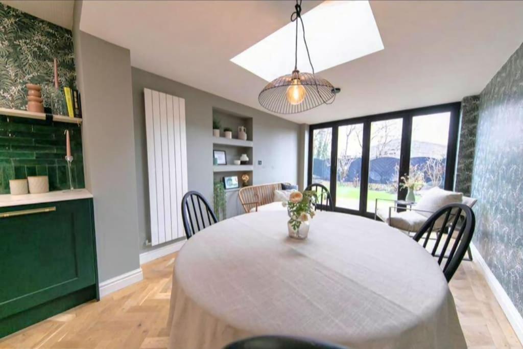 Recently Refurbished Home. Poulton-le-Fylde Exteriör bild